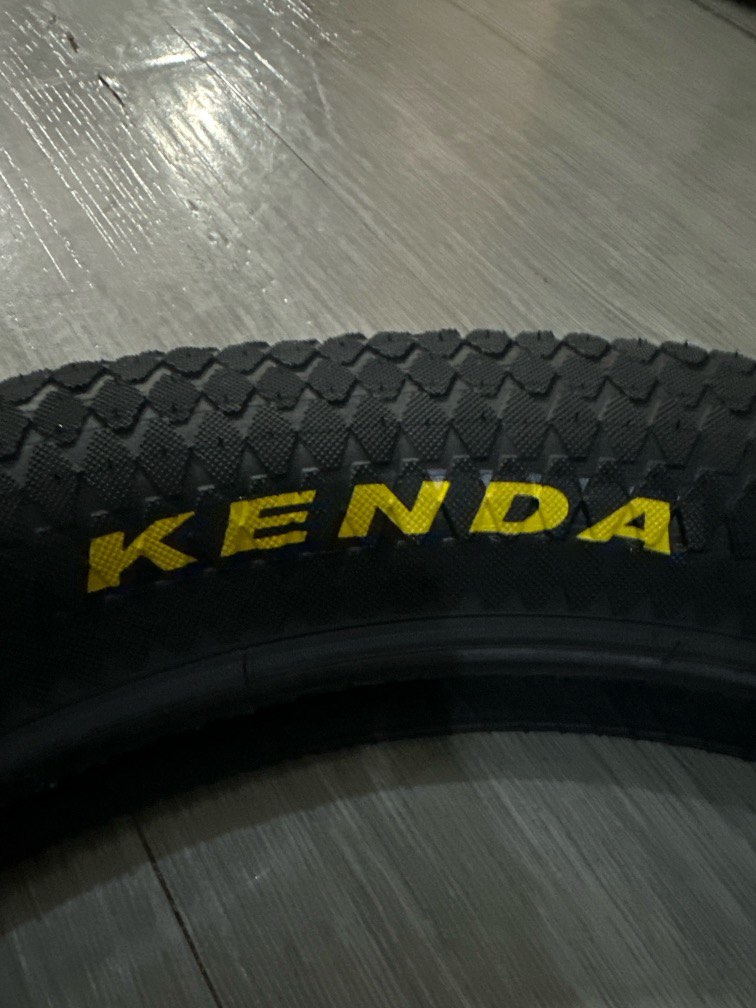 Kenda 20x3.0, Sports Equipment, Bicycles & Parts, Parts & Accessories ...