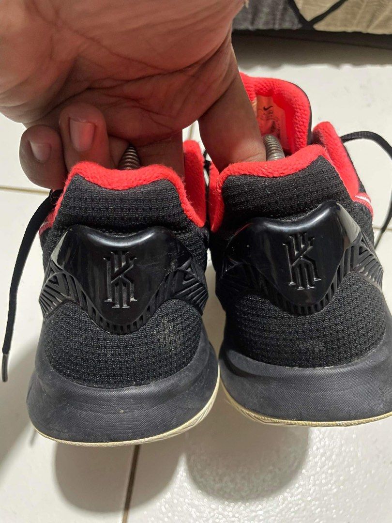 kyrie flytrap crimson