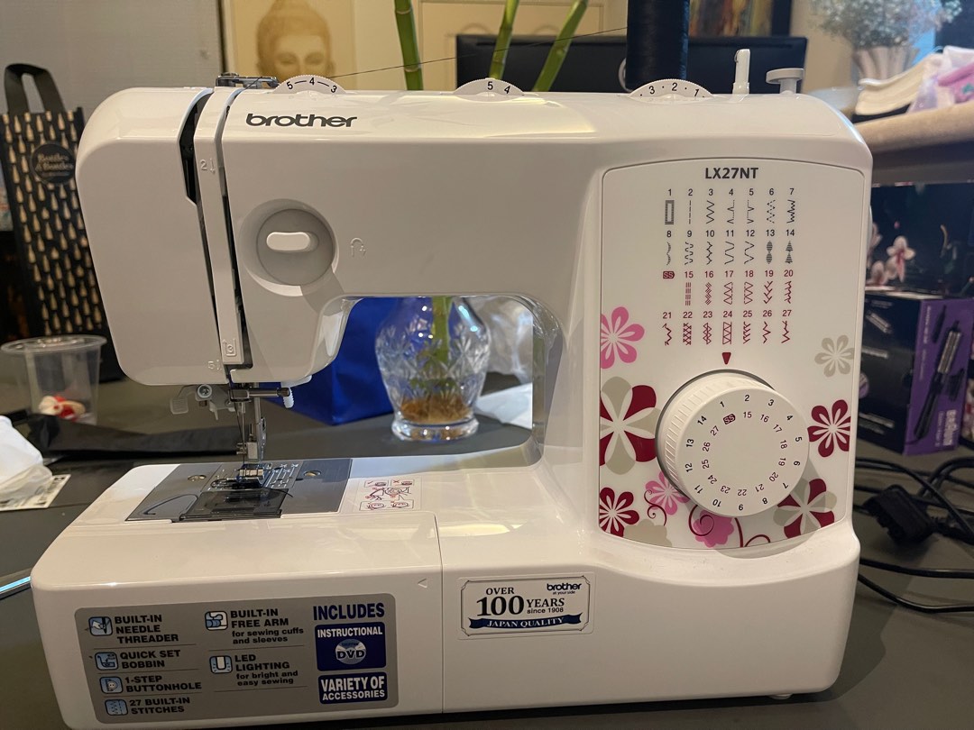 Sewing machine Brother model LX27NT, Hobbies & Toys, Stationery & Craft