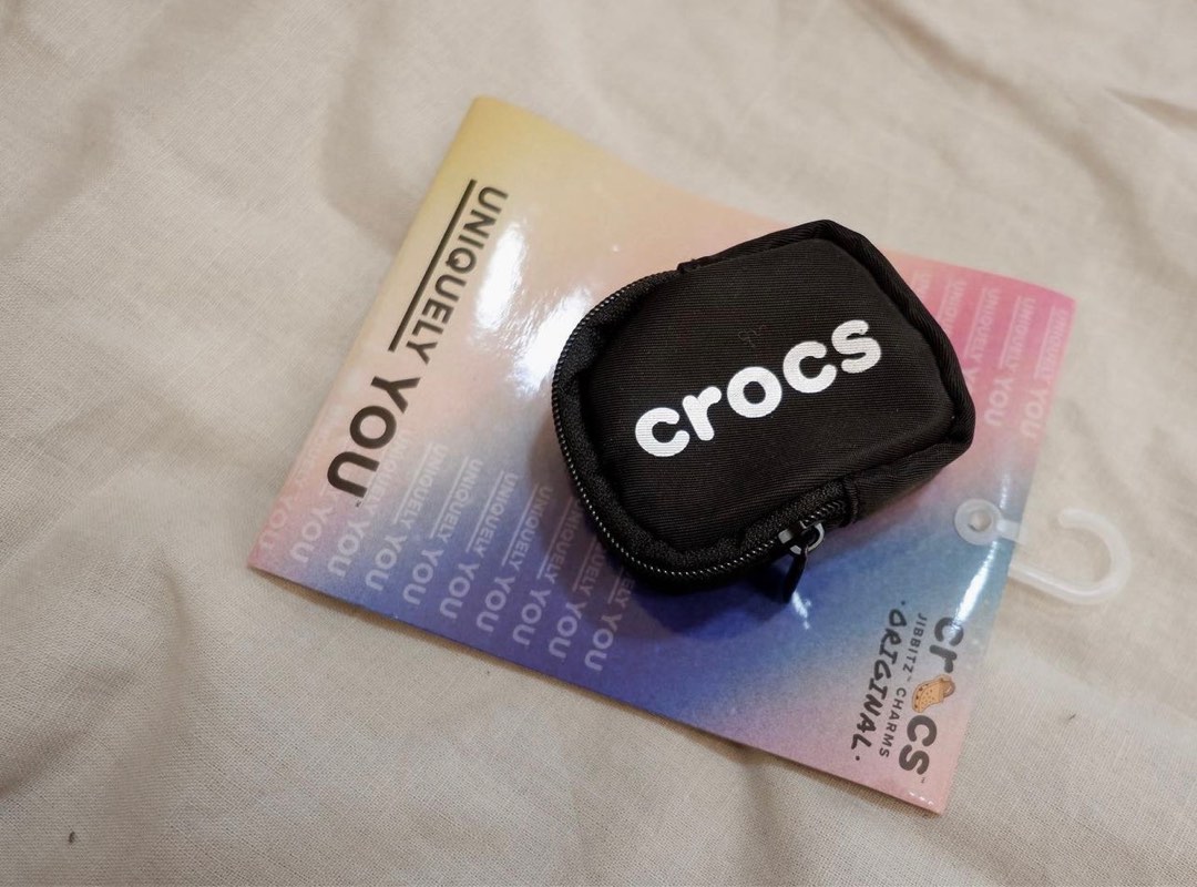 Lil Crocs Pouch Jibbitz Brand New, Men's Fashion, Footwear, Slippers