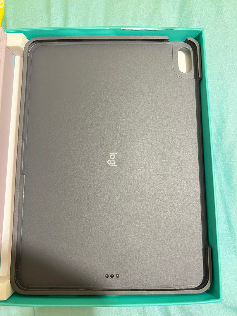 logitech combo touch （分類：電腦鍵盤及相關產品）位於 Hong Kong。 由 jusdick 提交（商品編號 1270804284，圖片 3）。簡介： 新淨 用過幾次 冇保養。