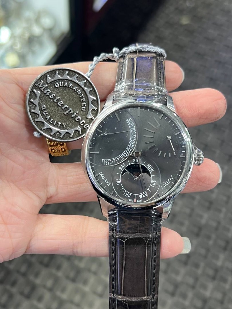 Maurice lacroix masterpiece lune retrograde hotsell
