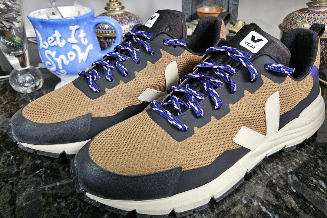 Rainy Season Super Sale Final Price Men s VEJA sneakers size US 11 Men s Fashion Footwear Sneakers on Carousell