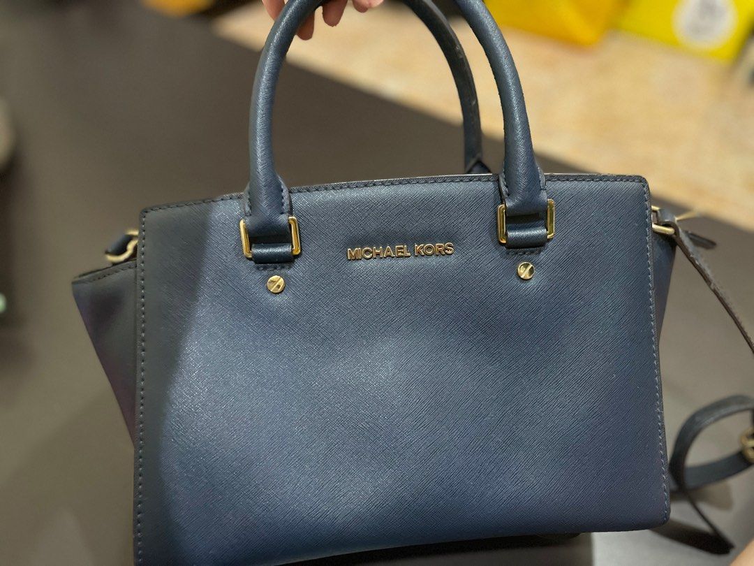 Second hand deals michael kors handbags