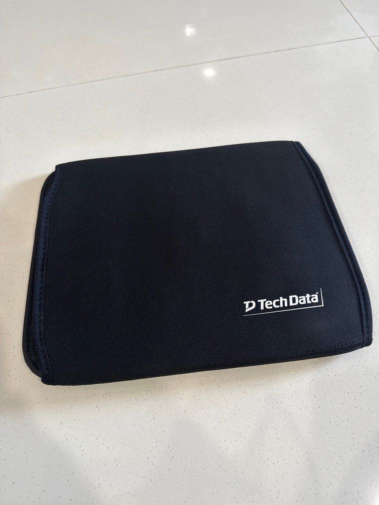 Multipurpose Organizer (Category: Purses & Pouches) located in Singapore. Submitted by my_items (Listing ID 1270662462, Image 3). Description: 💸 𝘚𝘦𝘭𝘭𝘪𝘯𝘨 𝘢𝘵 𝘥𝘪𝘴𝘤𝘰𝘶𝘯𝘵 𝘧𝘰𝘳 𝘧𝘢𝘴𝘵 𝘥𝘦𝘢𝘭 🌟 Brand New, Not used, Sleeves still in plastic packaging Took it out just to take a photo! Multipurpose organizer - can be used for office supplies, for makeup 2️⃣ pieces available! 📩 Dm to enquire, for multiple purchase will give discount