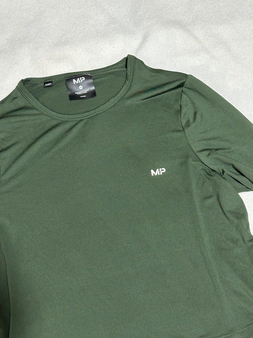 My Protein Crop Top Army Green Medium (Category: Activewear) located in Quezon City. Submitted by shopalmostfriday (Listing ID 1270742858, Image 2). Description: Medium on tag Like new Worn once RFS: Decluttering.