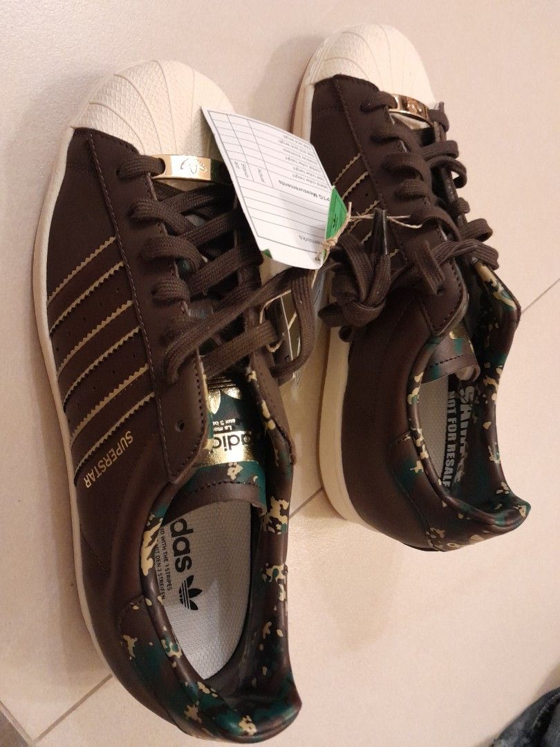 New Adidas Superstar Sneakers US9 UK8.5 UK 42.5