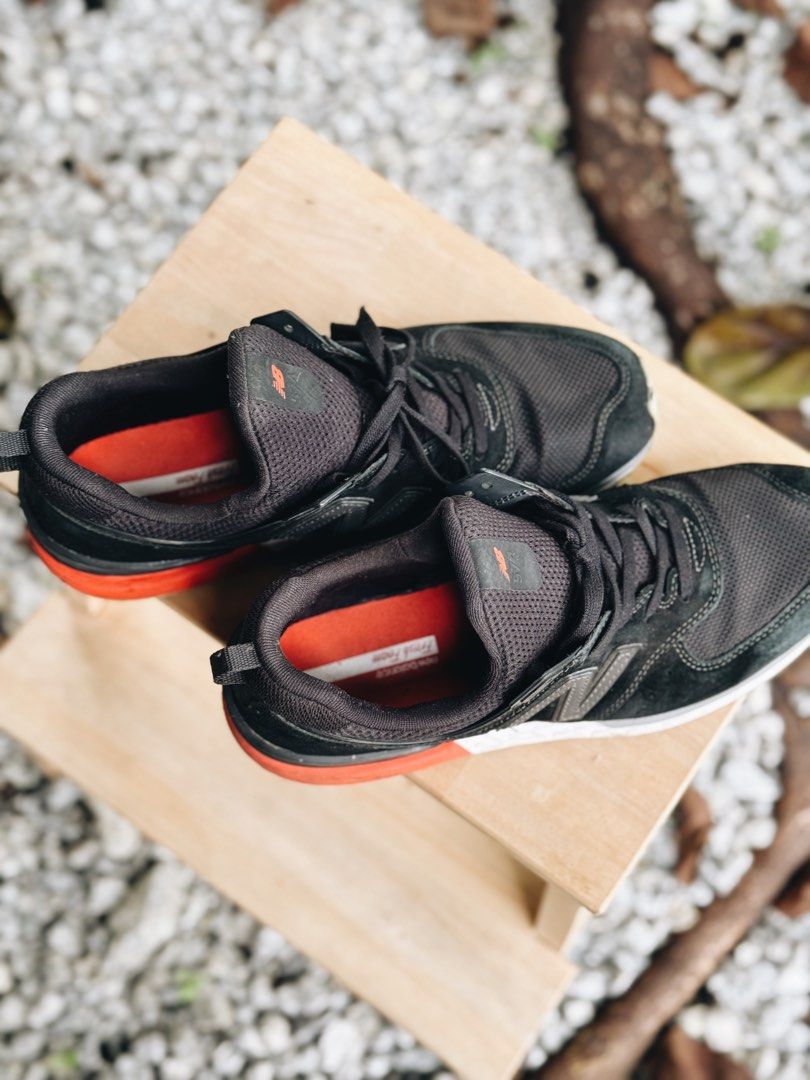 New balance hotsell 69 black