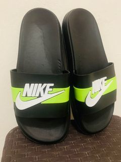 Nike class A slippers