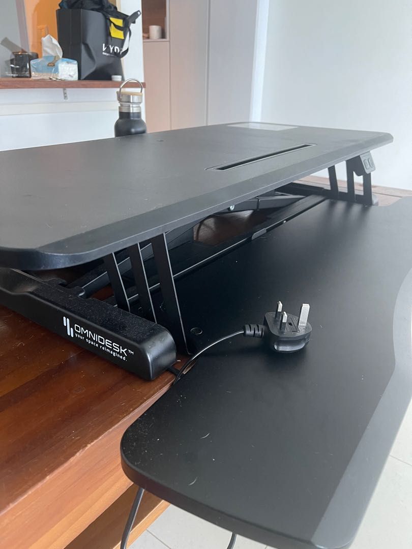 Omnidesk outlet switch pro