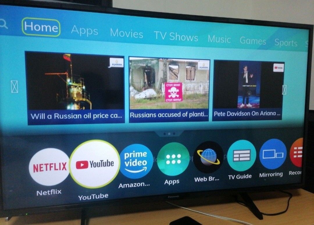 Panasonic viera smart tv 4k uhd 55inch, TV & Home Appliances, TV