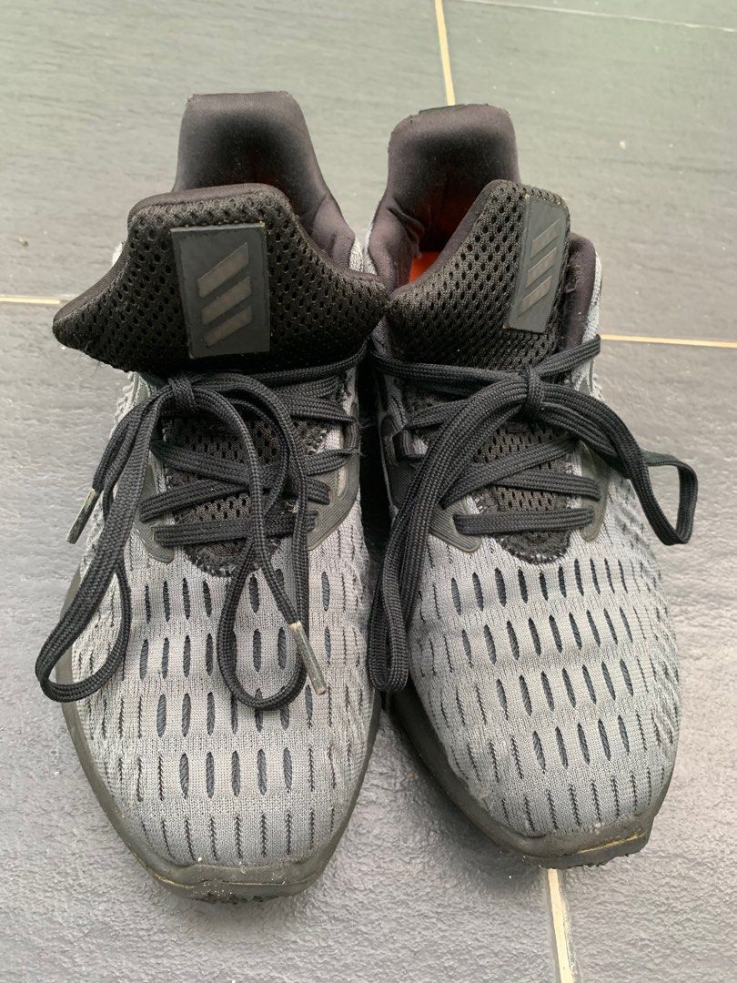 Beli sneakers best sale