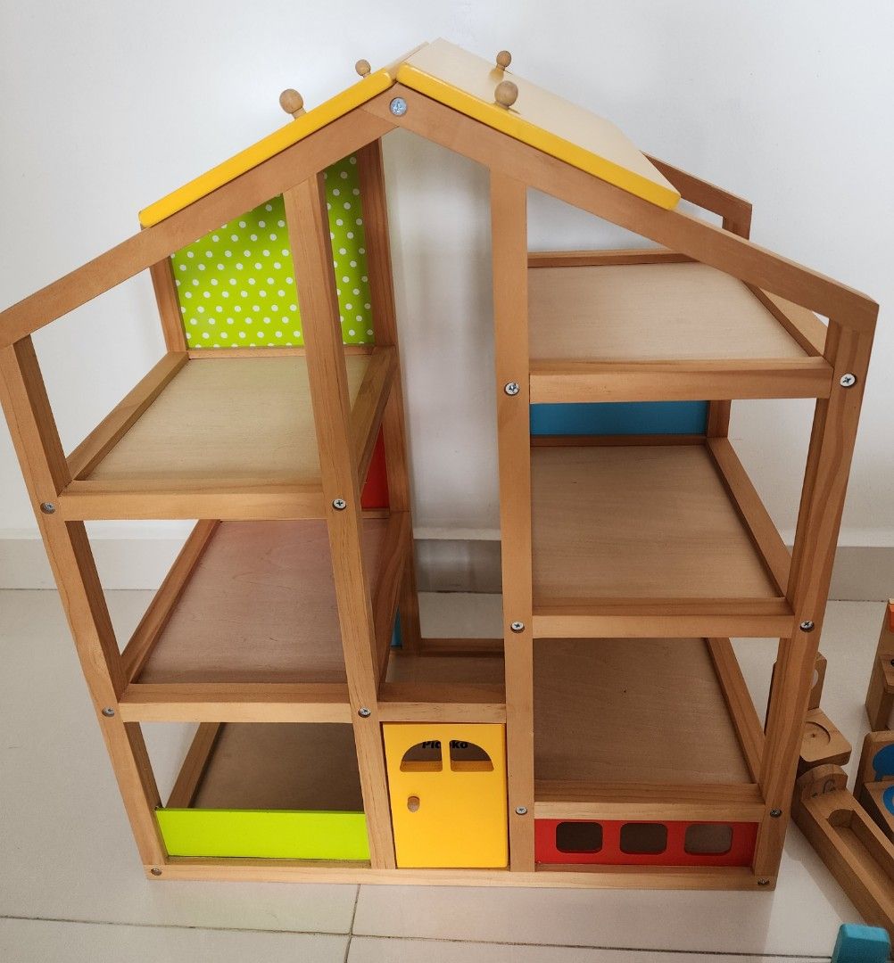 Pidoko dollhouse hotsell