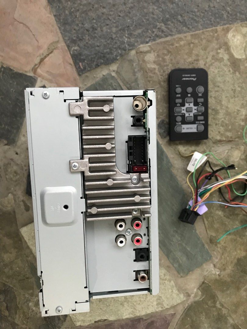 Pioneer AVHG215BT Bluetooth 6.2 inch touchscreen head unit player with