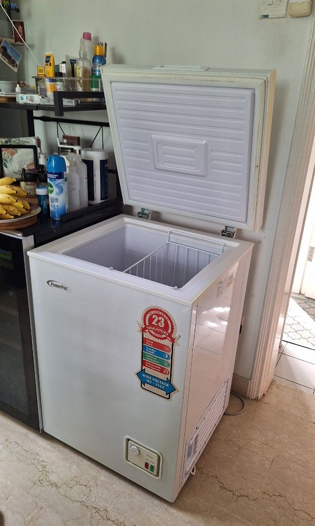 Powerpac Chest Freezer 100 litres, TV & Home Appliances, Kitchen