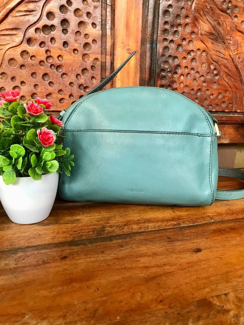 Preloved Fossil Chelsea Crossbody