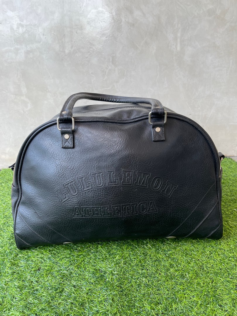 RARE VINTAGE LULULEMON GYM BOWLING BAG, Luxury, Bags & Wallets on Carousell