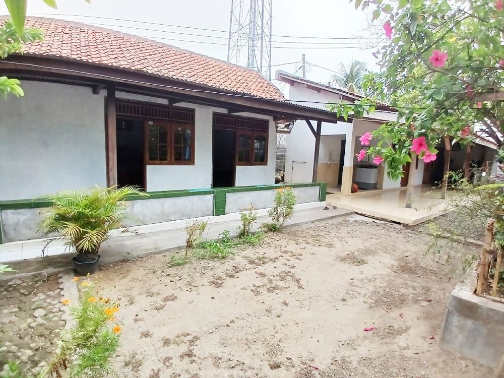 rumah_dijual_pinggir_jalan_ray_1702267462_cebe5592_progressive