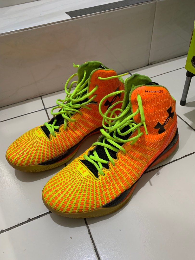 Sepatu basket under armour sales original