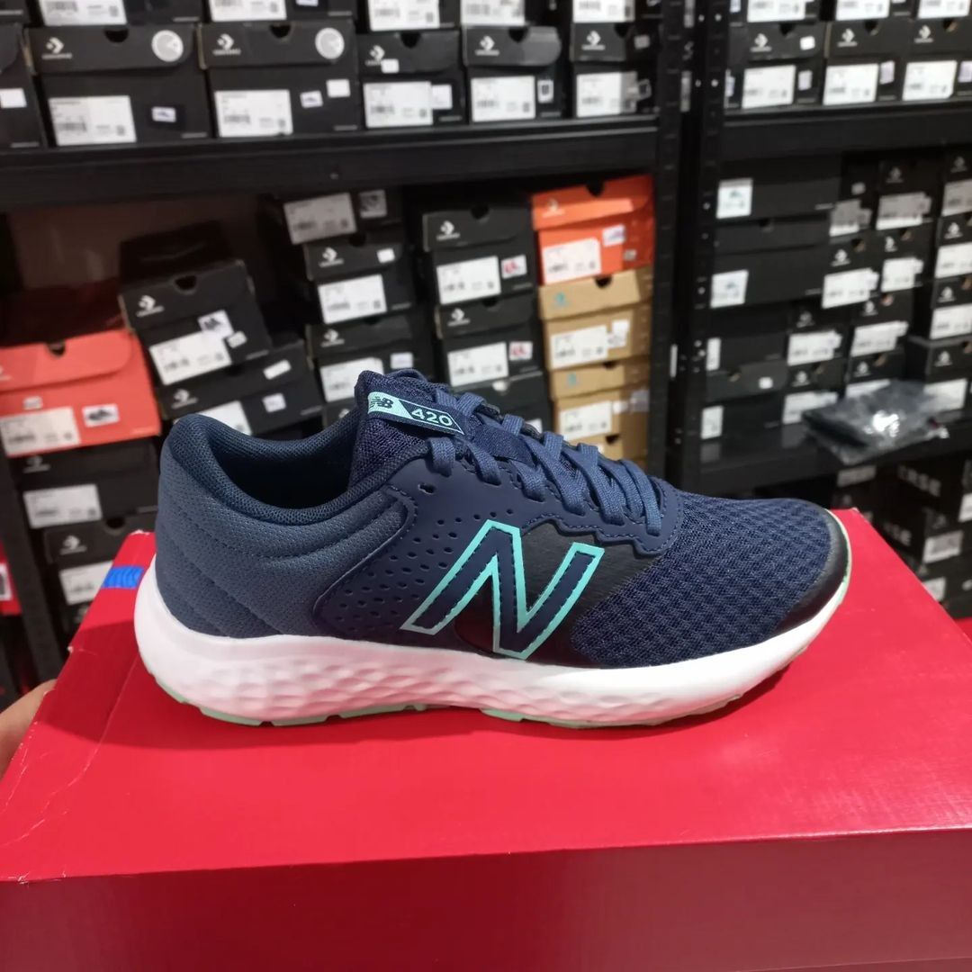 Running Shoes New Balance 420 Burgundy Navy Sneaker Athletic Shoe