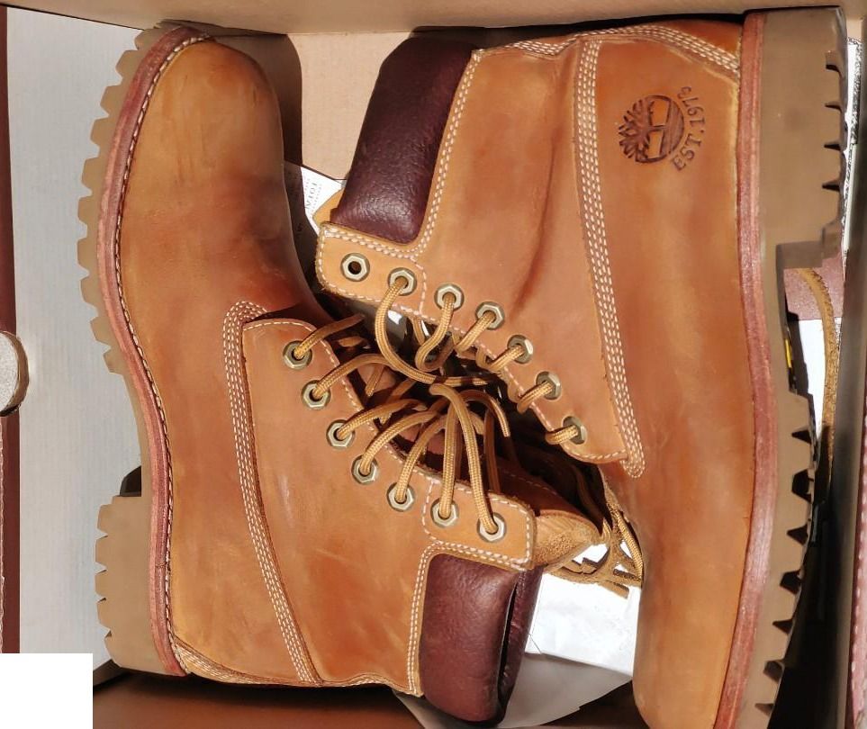 Special stitched Timberland men s boots US9.5