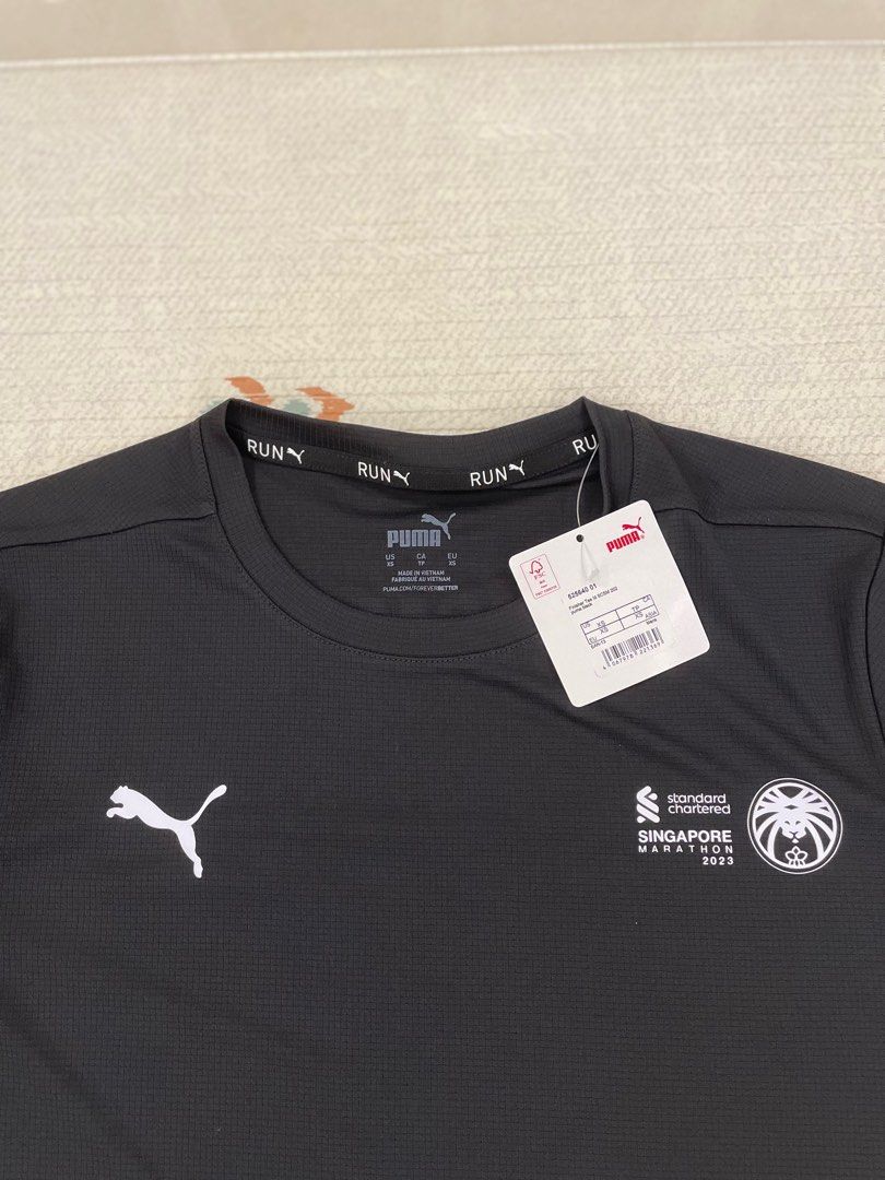 Standard Chartered singapore marathon 2023 finisher tee, Men's Fashion