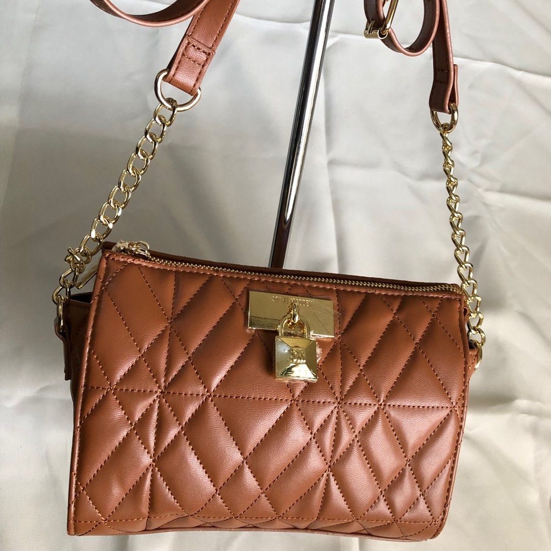Steve madden blexi chevron quilted crossbody deals