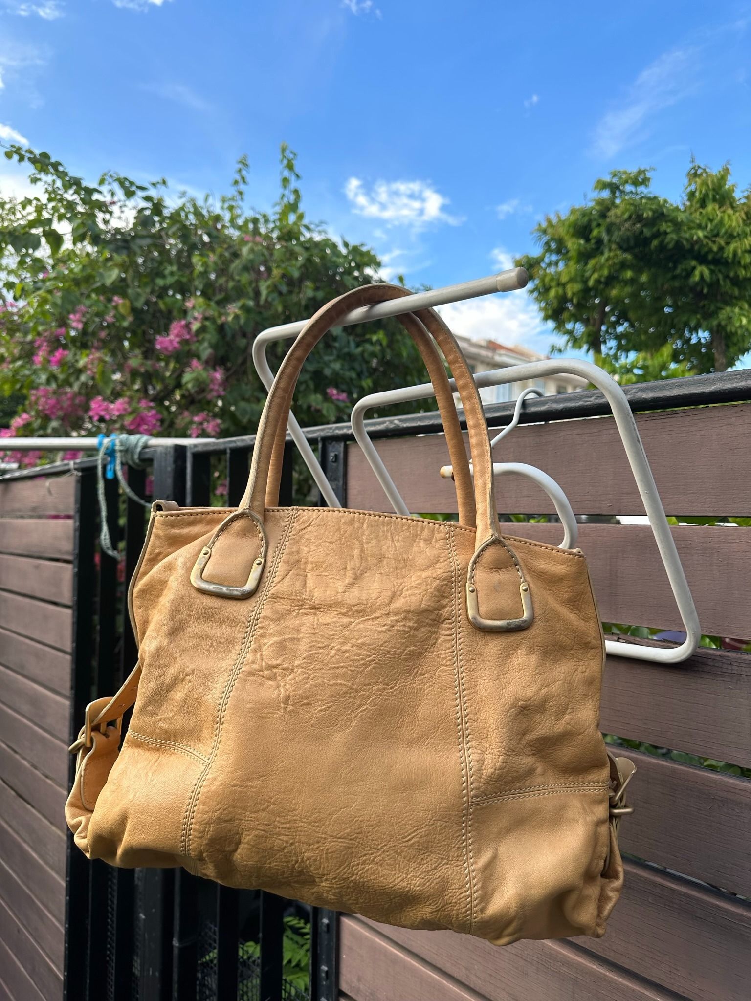 Stuart weitzman deals tote