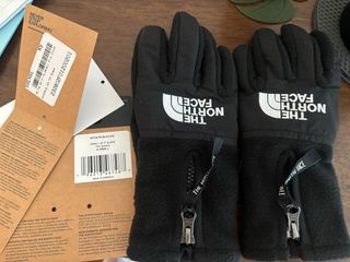 （分類：）位於 。 由 authentication 提交（商品編號 1270666842，圖片 1）。簡介： 。