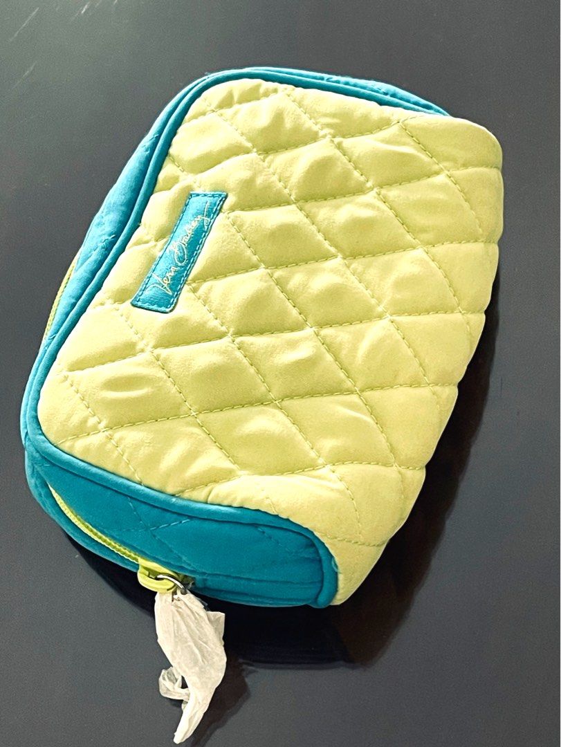 Vera bradley toiletry clearance