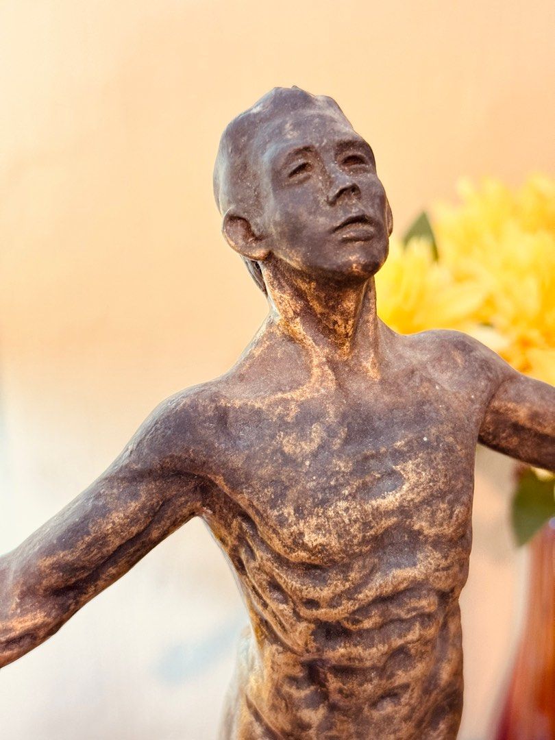 Tolentino Abueva UP Oblation Sculpture, Hobbies & Toys, Memorabilia