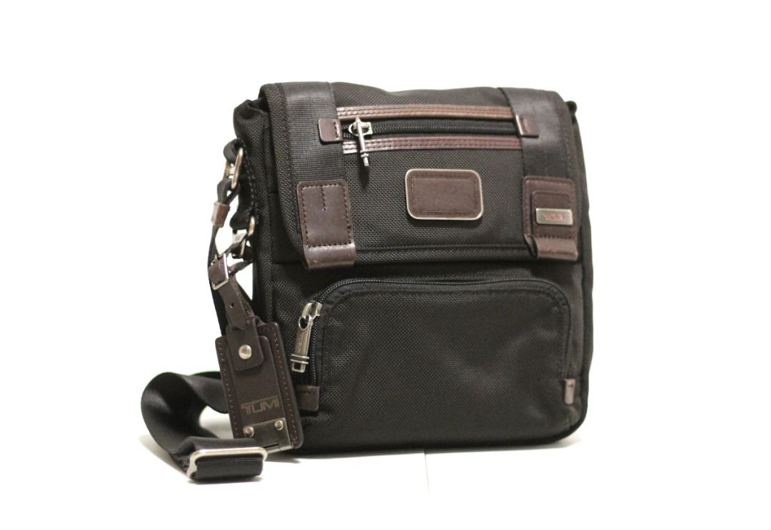 Tumi 22306HKH Alpha Bravo Barstow Crossbody Sling bag Men s
