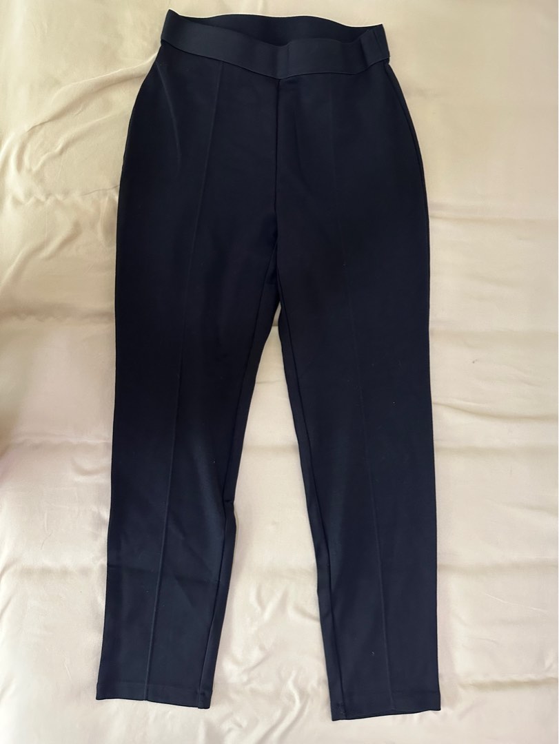 Uniqlo store leggings trousers