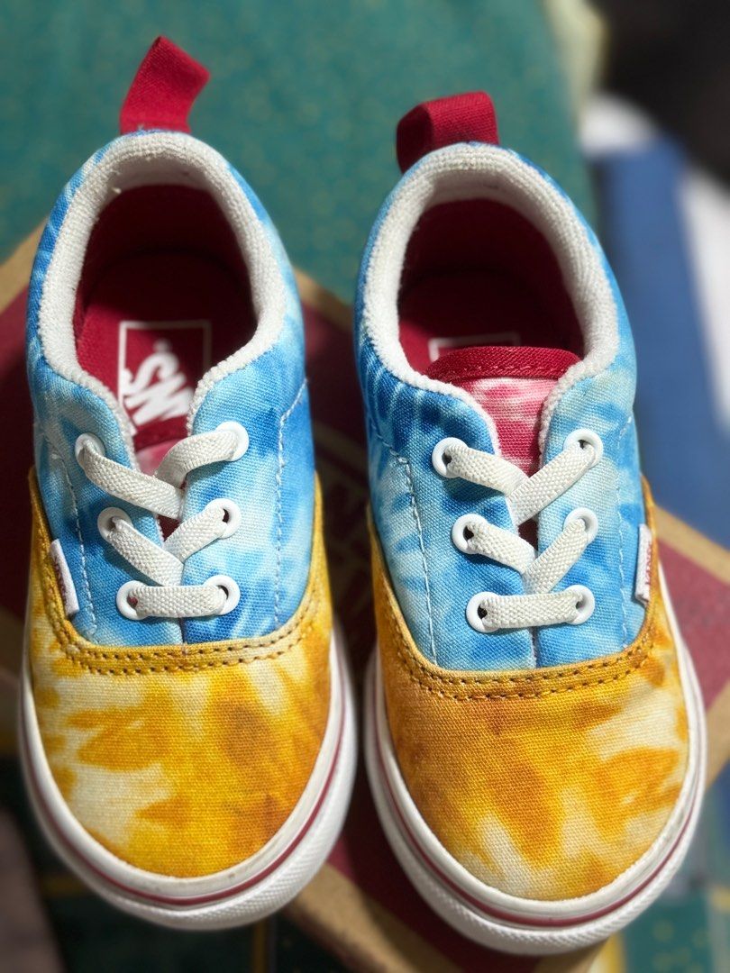 Vans on sale elastic shoes