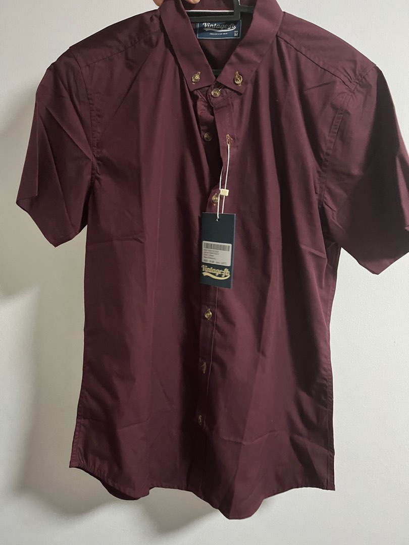 Red button up hot sale short sleeve shirt
