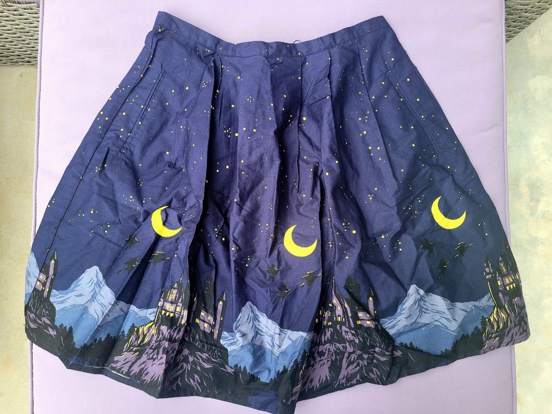 Pleated skirt new arrivals size 10