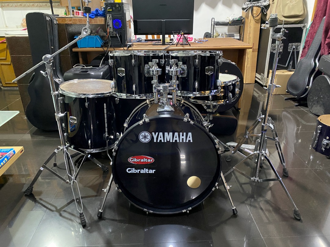 Yamaha Gigmaker 5pc Drum Set, Hobbies & Toys, Music & Media, Musical