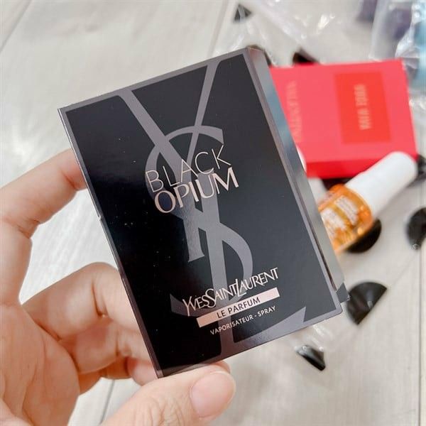 YSL Black Opium Le Parfum 1.2ml
