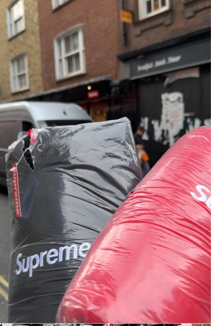Supreme black hoodie red box logo hot sale