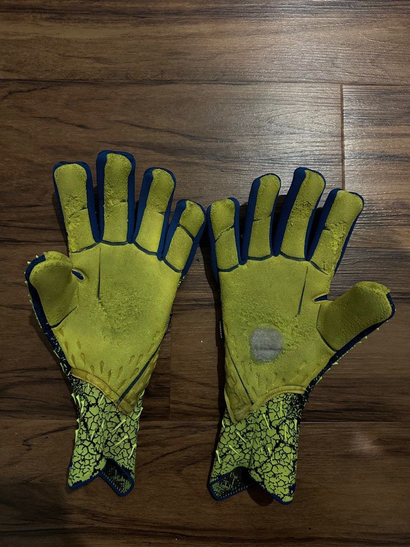 Predator demonskin cheap gloves