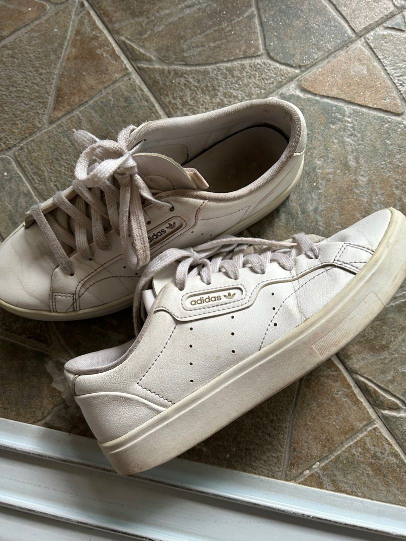 White adidas sneakers discount ladies