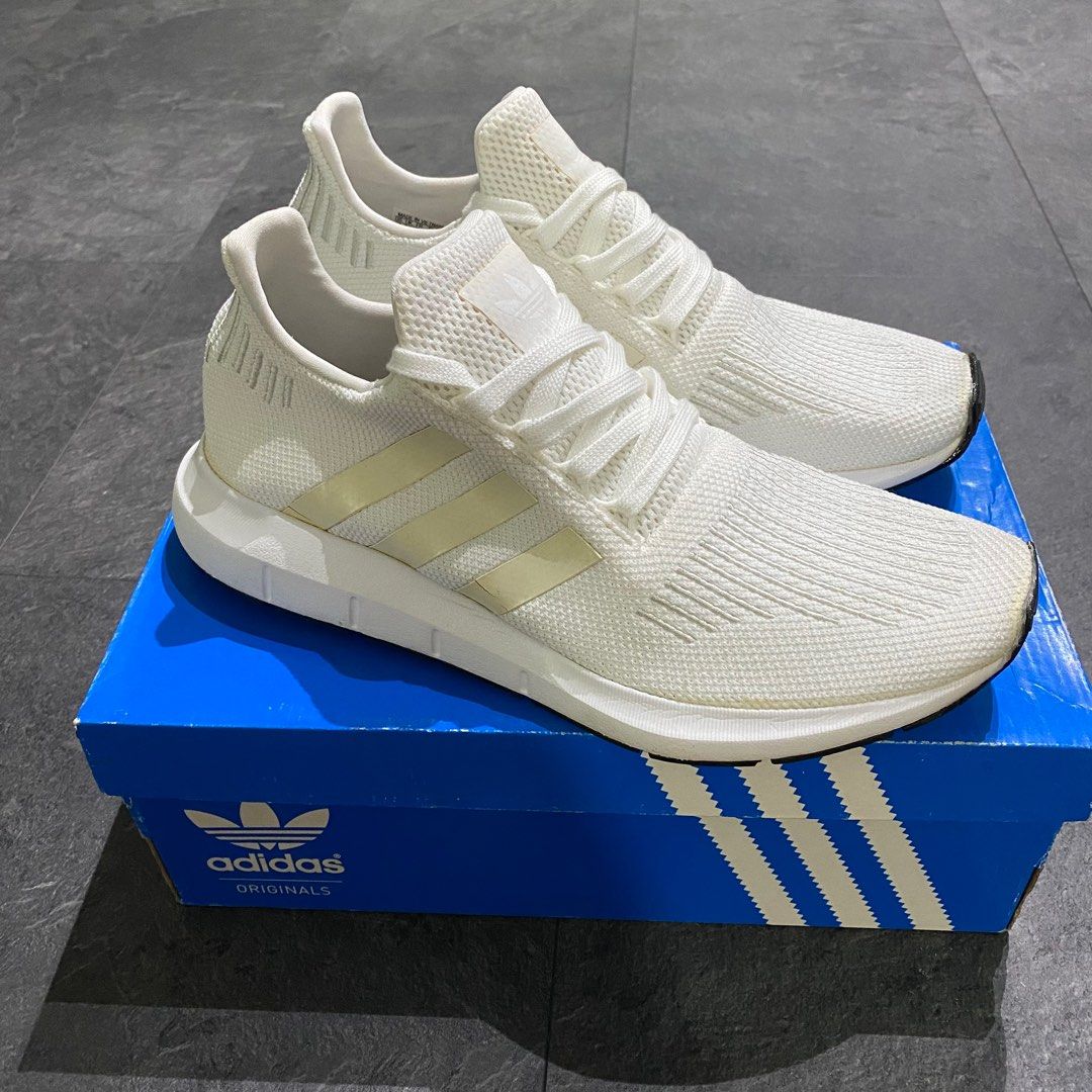 Adidas swift run store white and gold