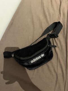 (Category: ) located in . Submitted by brokeassbij (Listing ID 1270965325, Image 1). Description: .