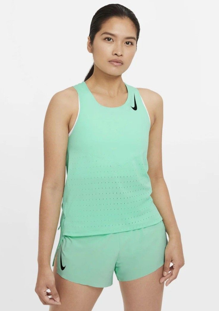 Nike aeroswift green store