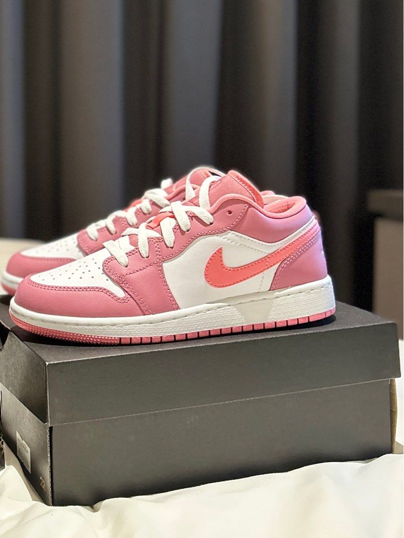Low top 28 jordans store