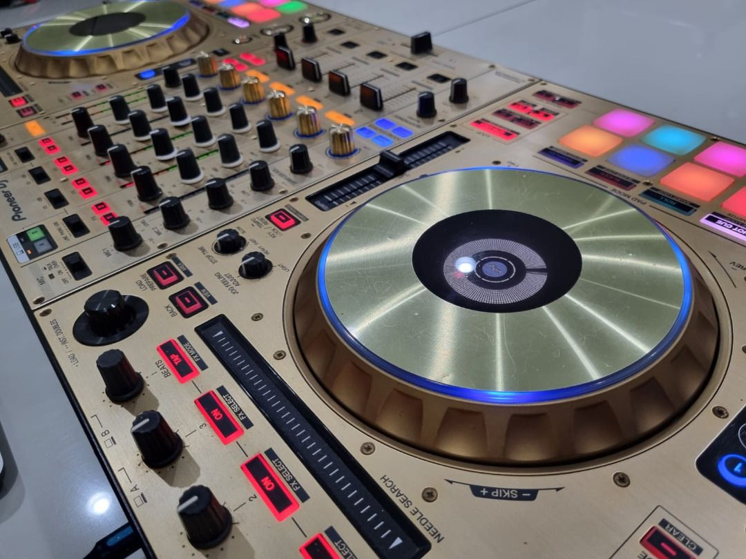 Alat DJ Pioneer DDJ SZ Gold Limited Edition + Hardcase For Controller ...