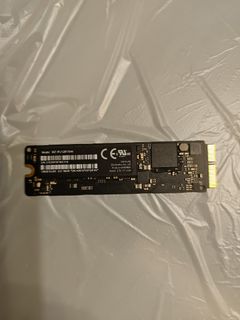Unidad de estado sólido (SSD) original de Apple de 256 GB