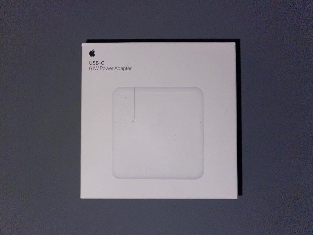 Apple USB Type C Power Adapter (Category: Cables & Adaptors) located in Makati City. Submitted by gvbbyv (Listing ID 1271017834, Image 3). Description: Class A - Apple USB C 61 W Power Adapter Never been used bought it for 2k.