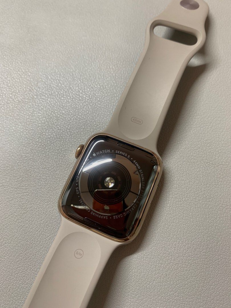 Apple watch series 5 44mm deals stainless steel case