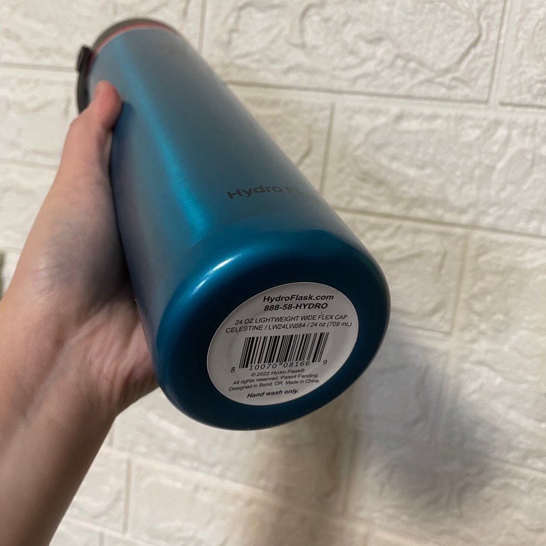 https://media.karousell.com/media/photos/products/2023/12/12/authentic_hydro_flask_insulate_1702364711_02725fc1_progressive.jpg